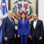 Raquel Peña juramenta a Pedro Urrutia como director de la DGII