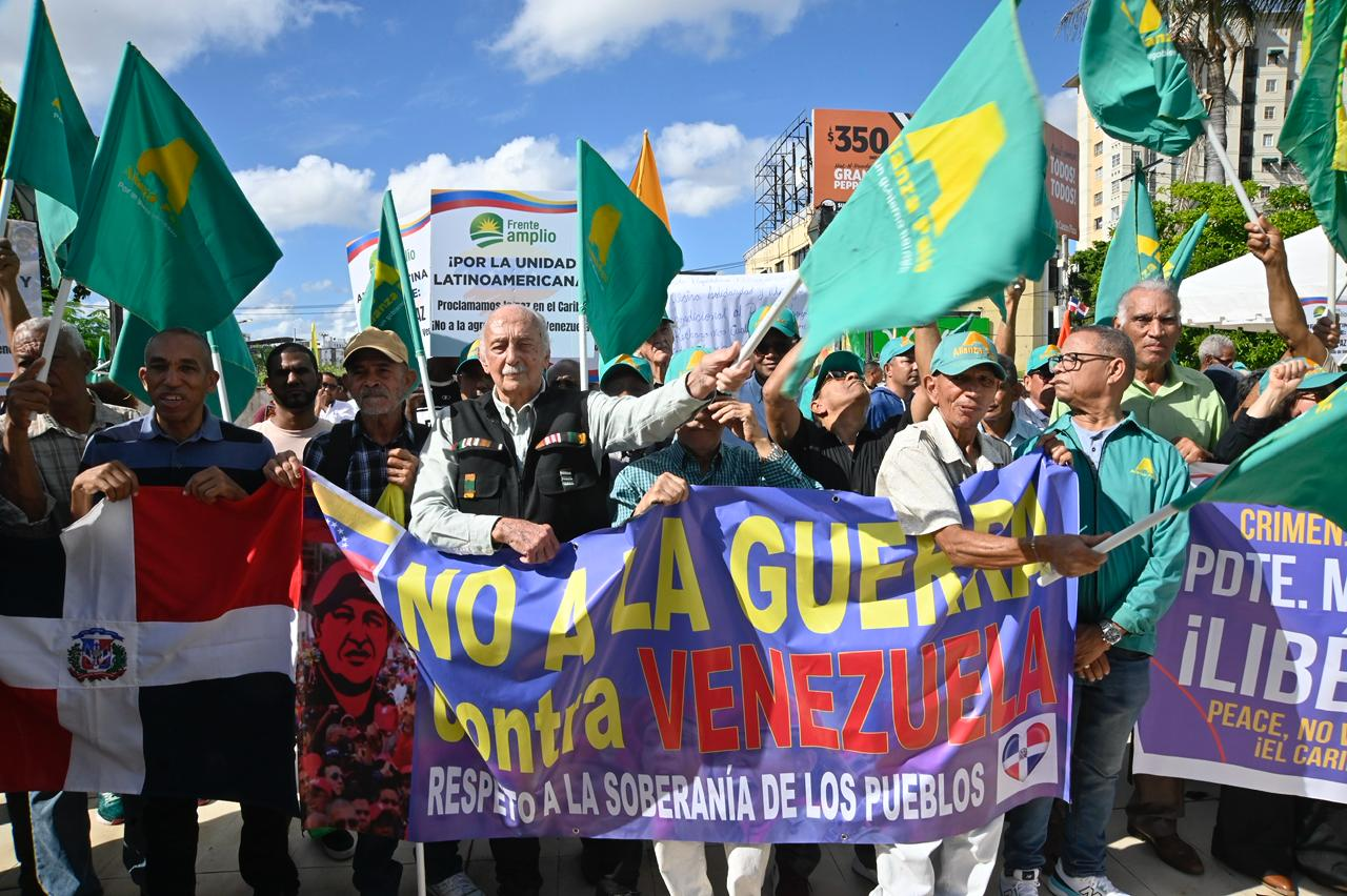 Frente Amplio y Alianza País condenan detención de Nicolás Maduro