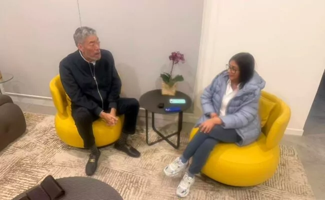 Miguel Mejía expresa respaldo a Delcy Rodríguez en Venezuela