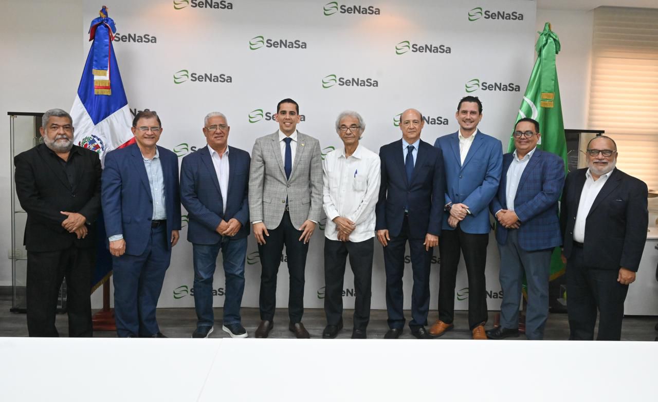 SeNaSa y Andeclip refuerzan cooperación ante retos del sector salud
