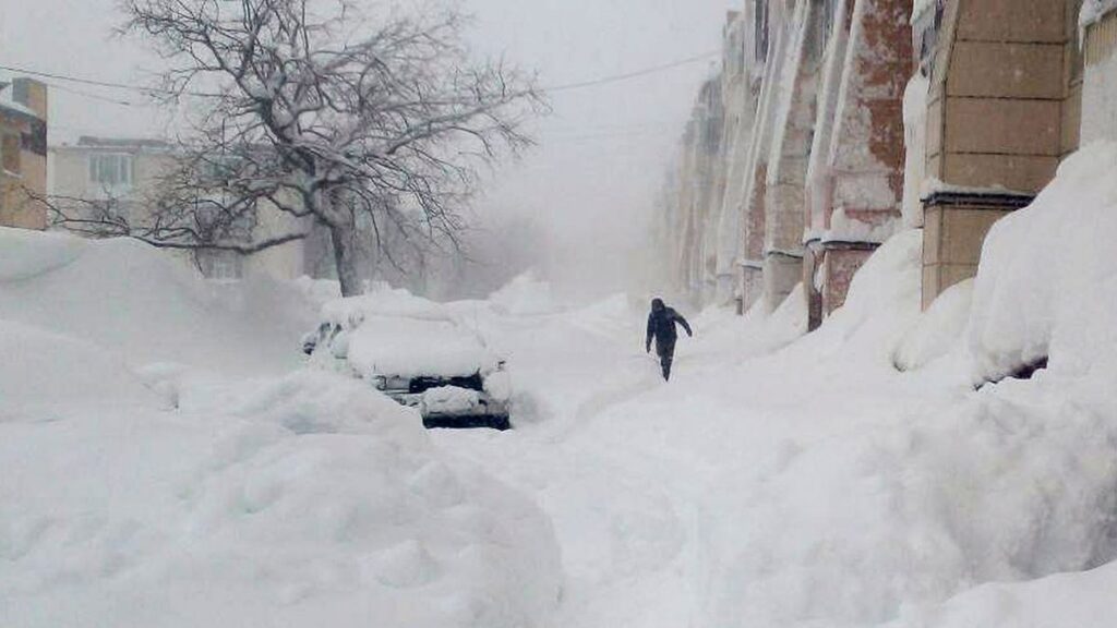 Tormentas récord sepultan Kamchatka (Rusia)