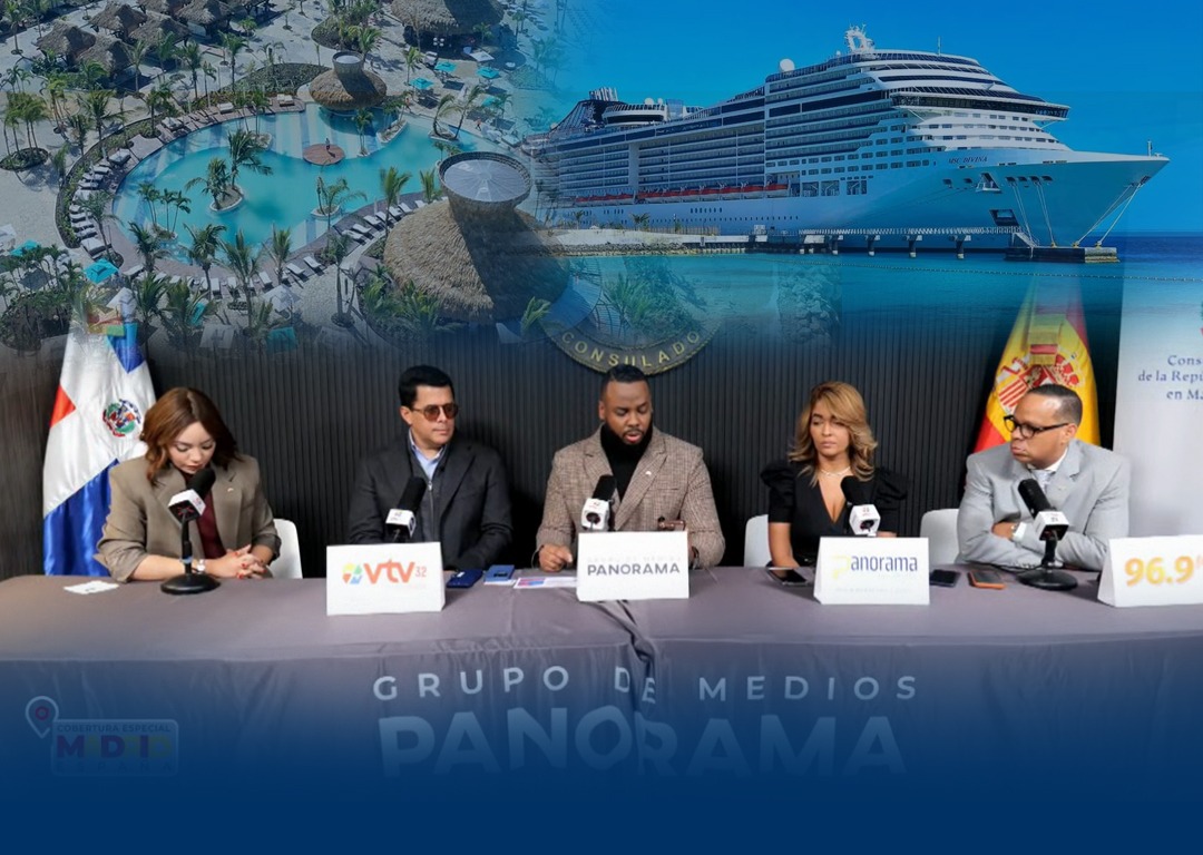 David Collado y panelistas de Panorama.