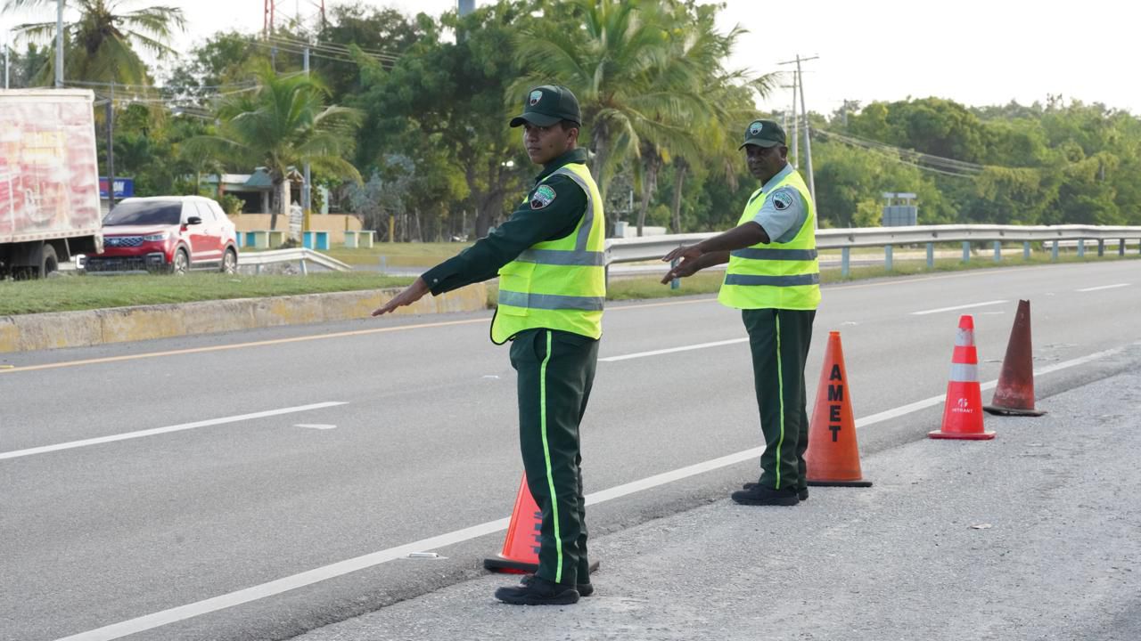 Agentes de la Digesett