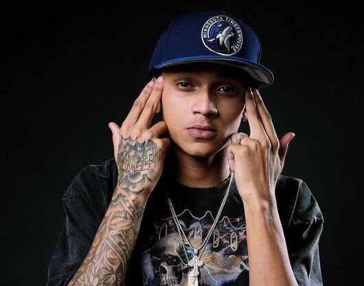 Cantante urbano Ezzy R