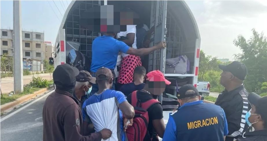 Operativo de Migración/Imagen de archivo.