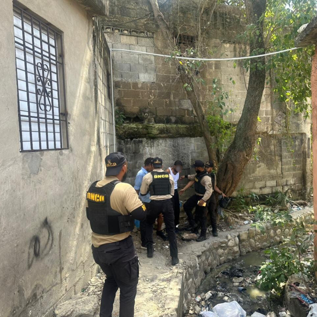 Los detenidos, Greidy Valentín Olaverria Santana y Jesús Alexis Solano Rivas