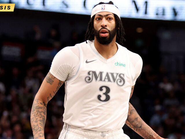 Anthony Davis fue uno de los estelares cambiados.