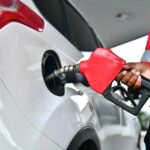 Gobierno mantiene precios de combustibles