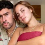 Bad Bunny y Gabriela Berlingeri son vistos saliendo de un restaurante en Brasil
