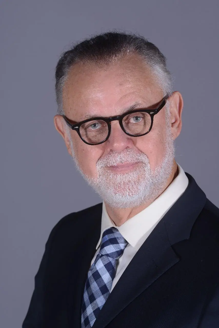El comunicador y diplomático Fausto Jáquez