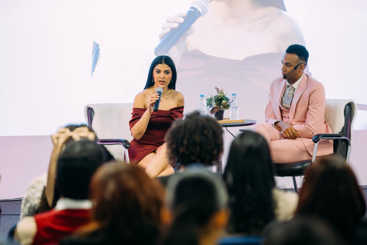 Cirujana plástica y autora dominicana Tania Medina