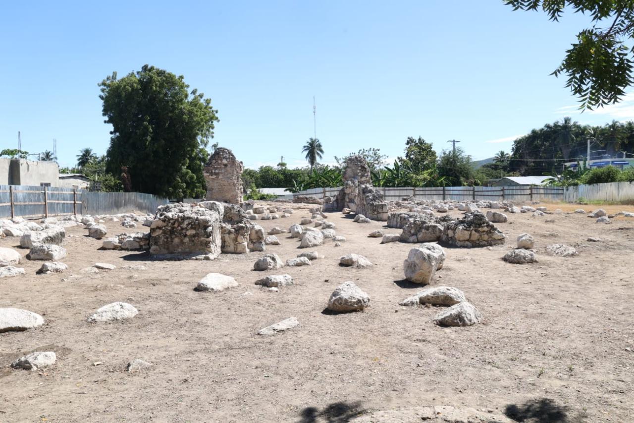 Inician excavaciones en Azua en busca de restos de Enriquillo