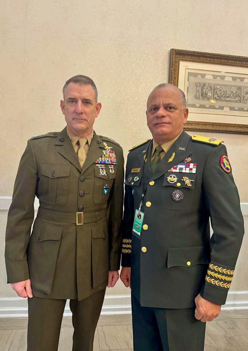 Ministro de Defensa asiste a reunión militar hemisférica en EE.UU