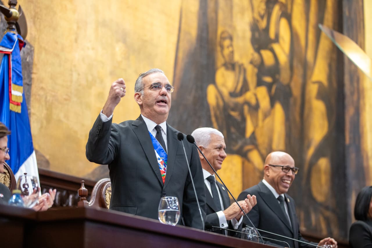 Luis Abinader ante la Asamblea Nacional.