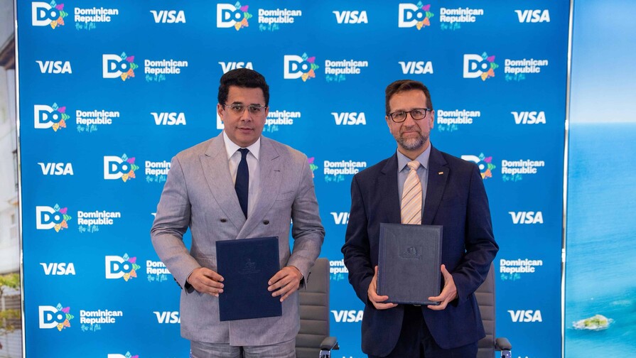 David Collado y Jorge Lemus tras suscribir el acuerdo