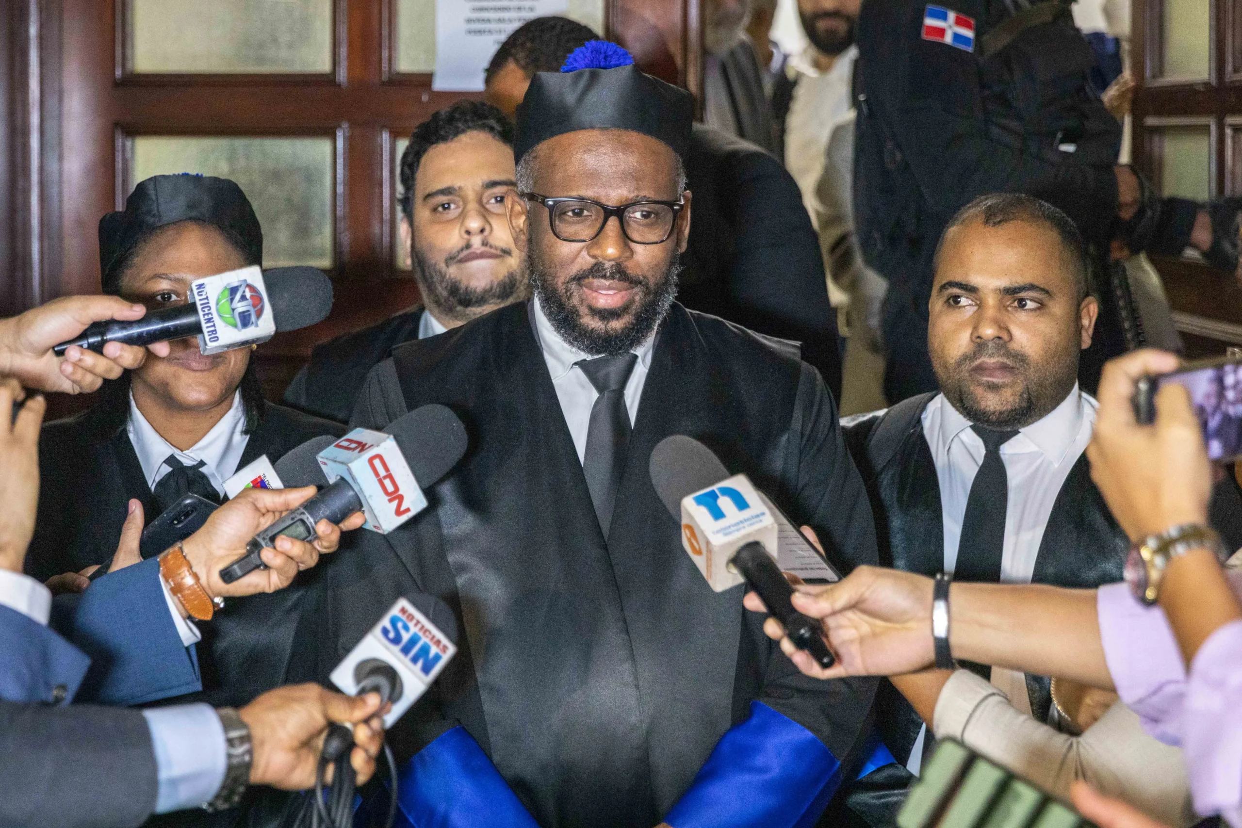 El procurador adjunto, Wilson Camacho, junto a miembros del Ministerio Público.