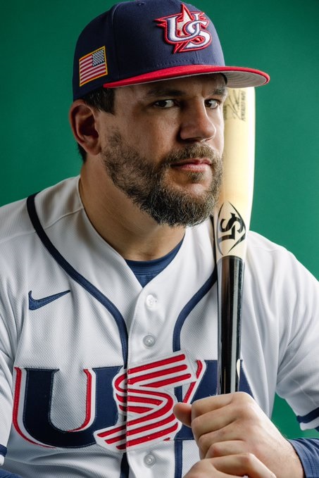 Kyle Schwarber del combinado de los Estados Unidos de América.