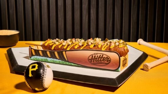 Los Piratas tienen su forma de presentar su especial «perro caliente».