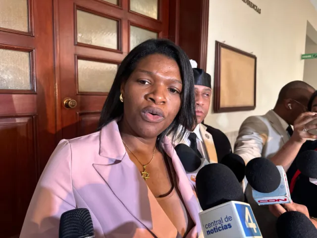 Elizabeth Silverio, imputada por presunta usurpación.