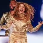 Shakira rompe récord con concierto gratuito en el Zócalo de México