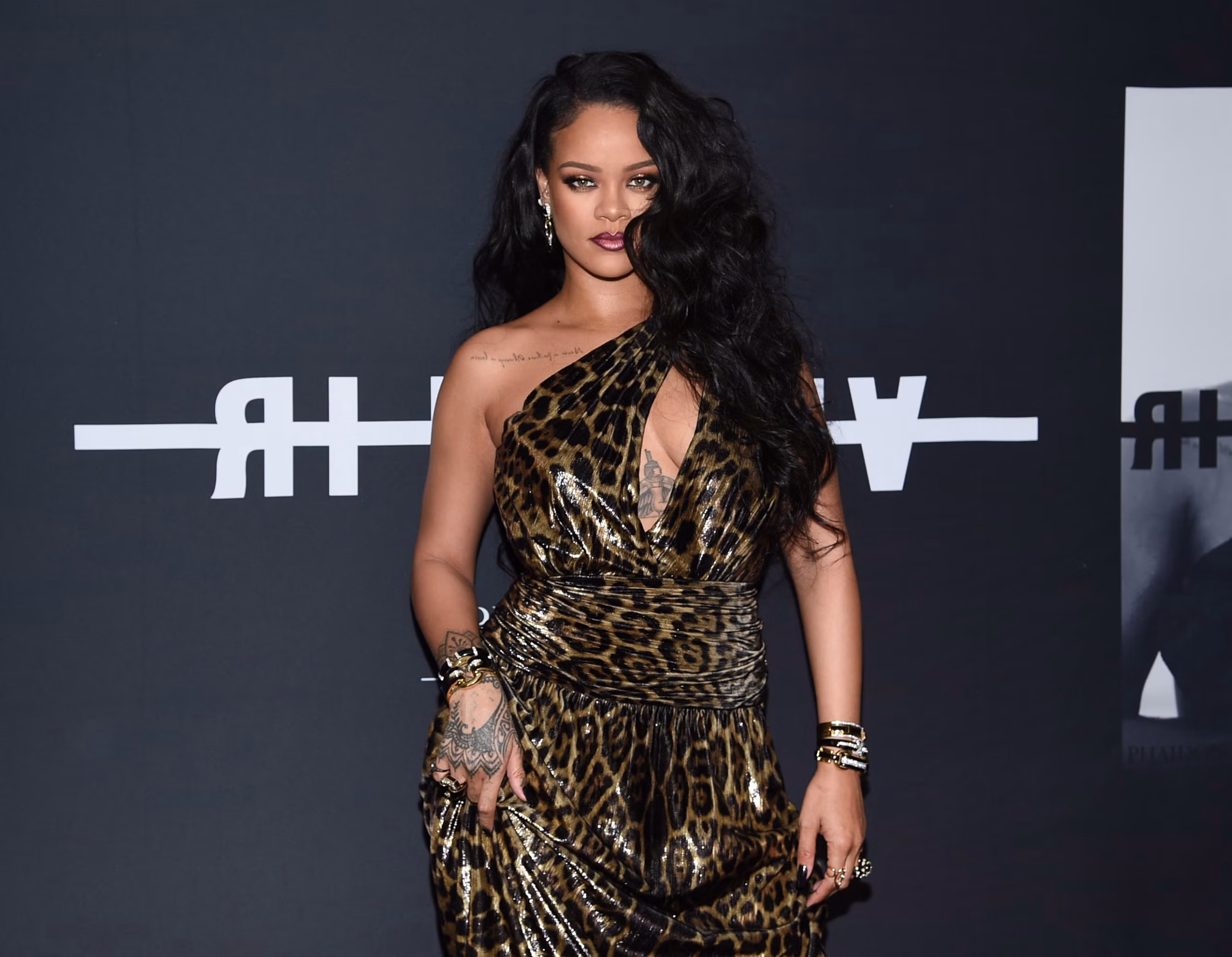 La cantante de pop Rihanna.