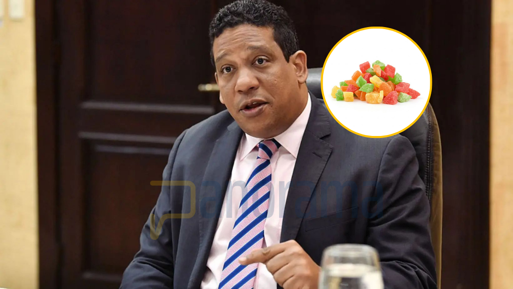 El director general de Compras y Contrataciones Públicas, Carlos Pimentel