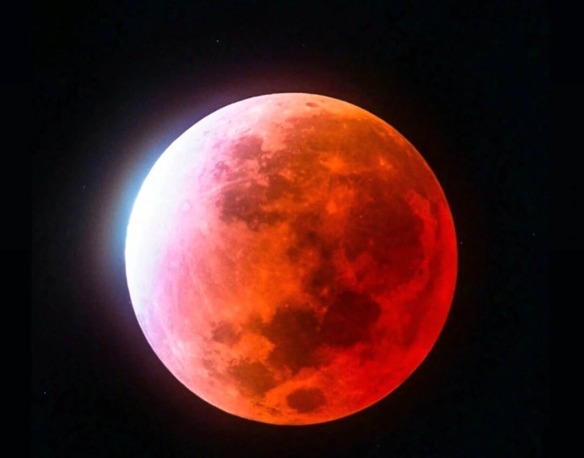 Los dominicanos podrán observar el eclipse lunar
