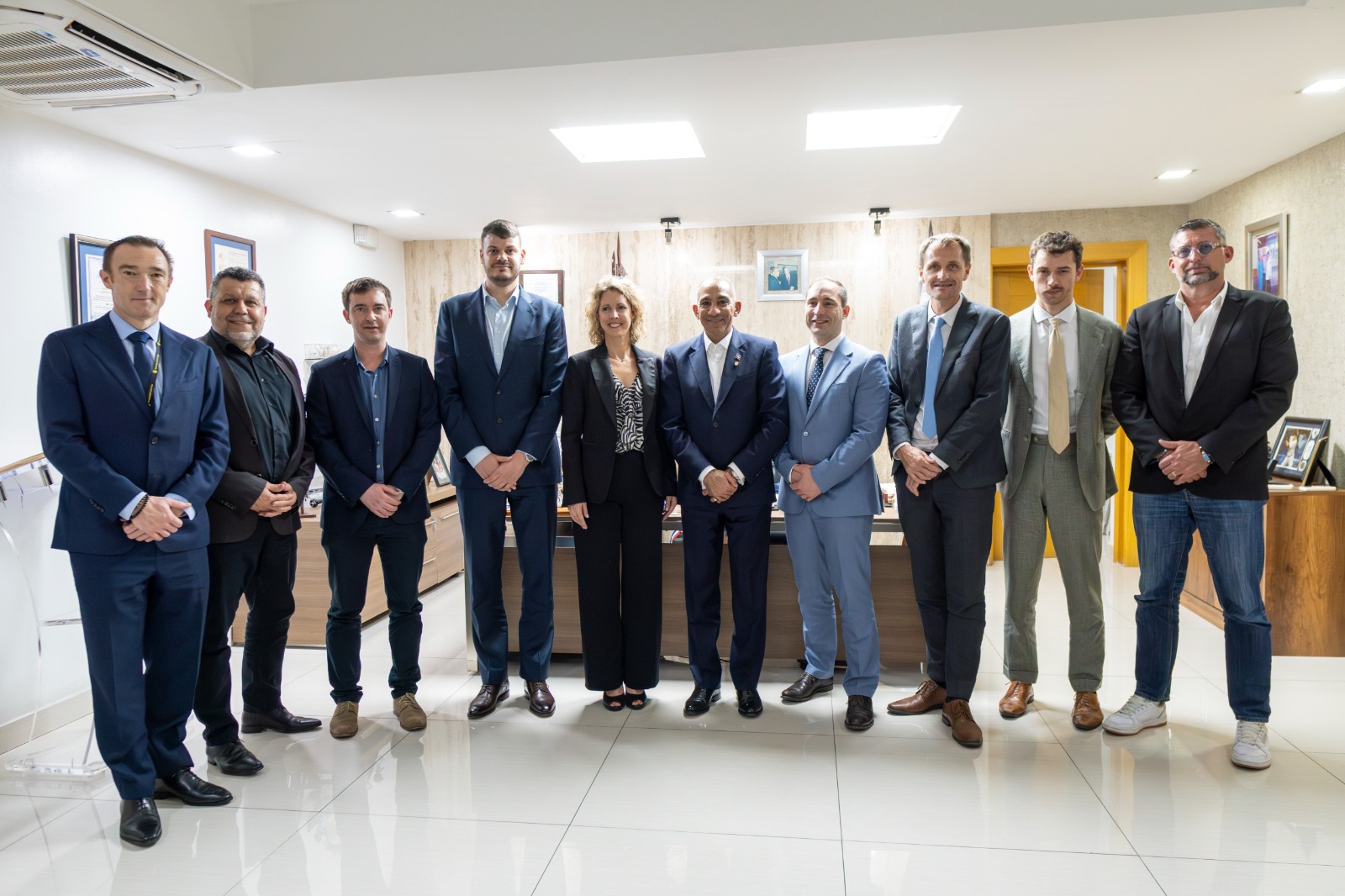 Autoridades dominicanas y Francesas.