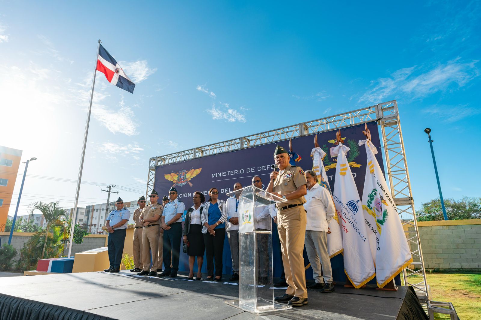 Teniente general, Carlos Antonio Fernández Onofre, encabeza acto.