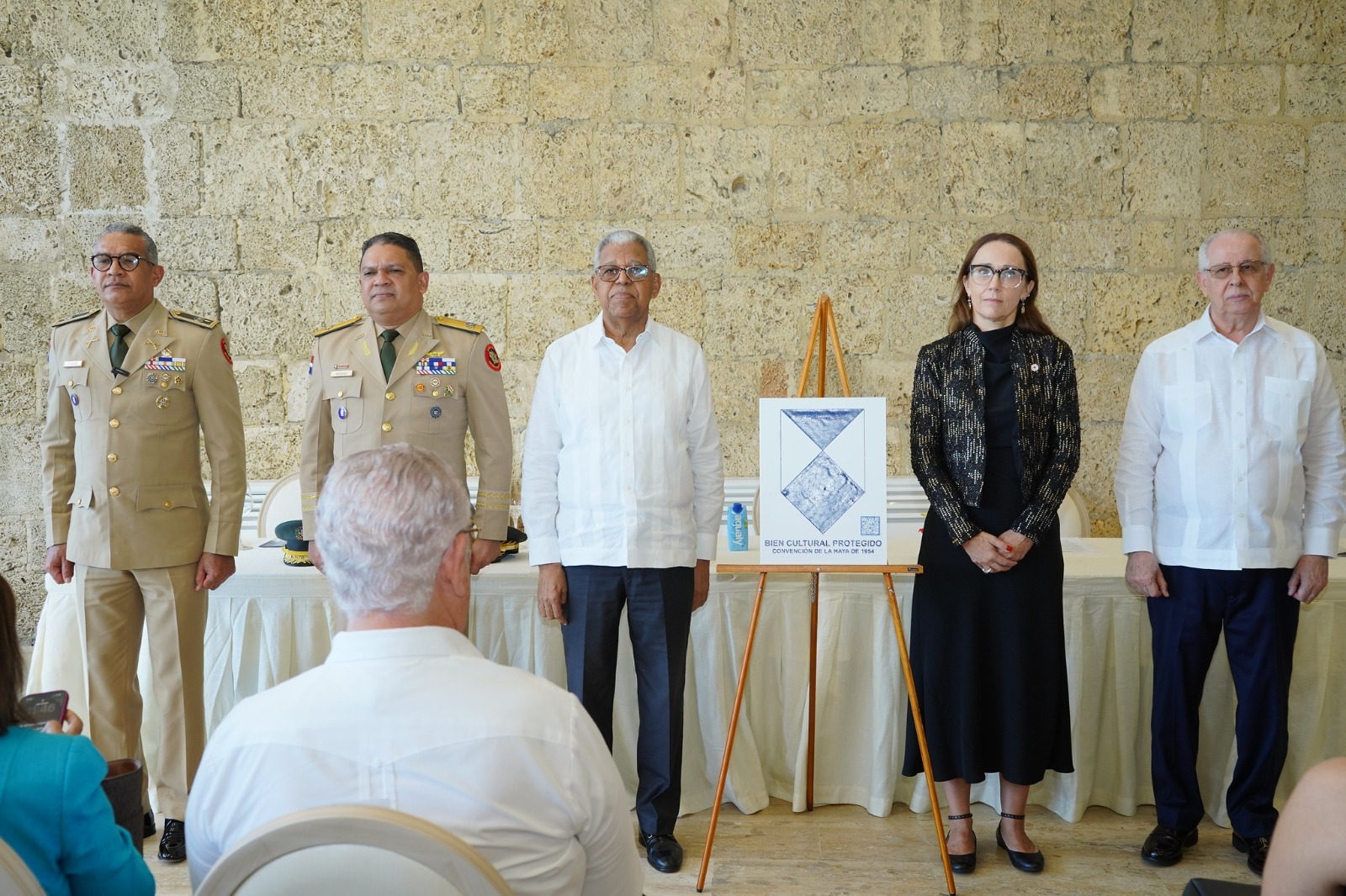 Autoridades encabezan acto sobre el "Escudo Azul".