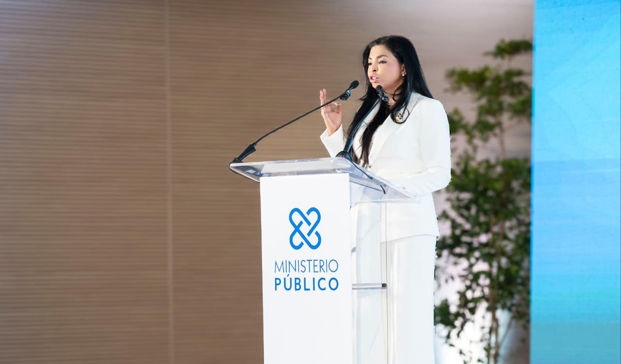 Yeni Berenice Reynoso, procuradora general de la República.