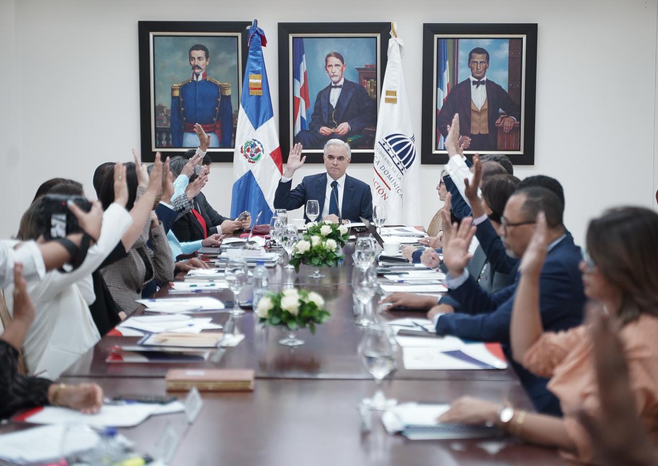 Luis Miguel De Camps busca modernizar el sistema educativo con iniciativa afinada al mundo digital