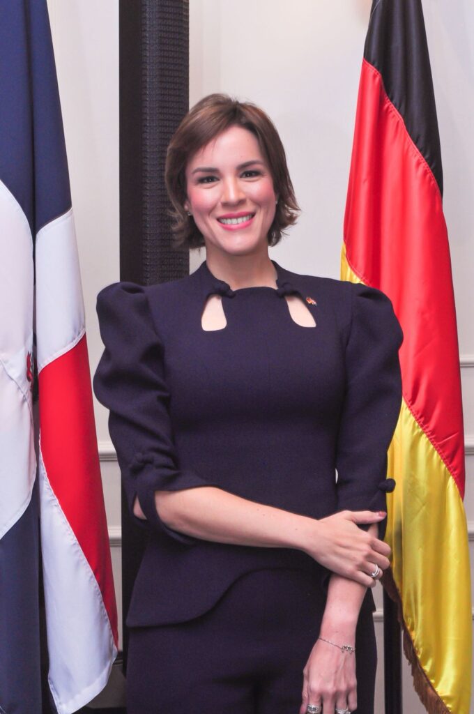 Eileen Jiménez Cantisano, es la primera mujer presidenta de la Cámara Domínico-Alemana