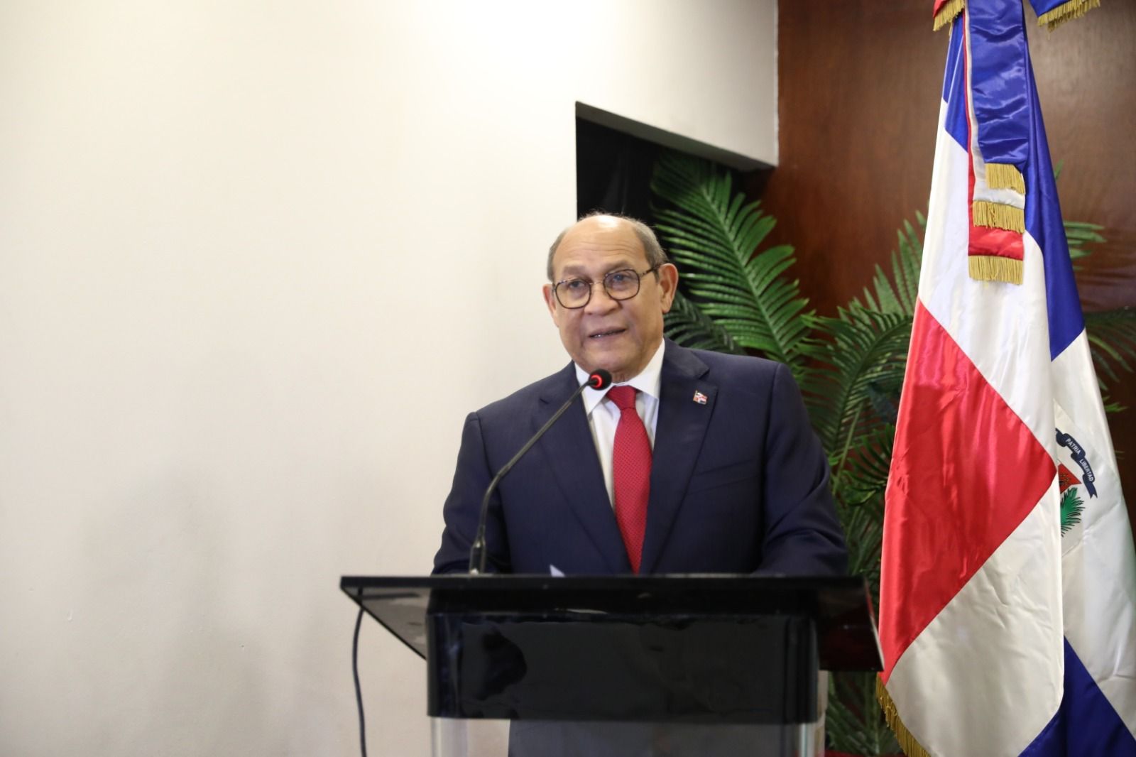 Mescyt proyecta que transformación al sistema educativo mejoría economía hacia el 2036