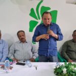 Radhamés Jiménez acusa al gobierno de “estafar al pueblo” con los combustibles