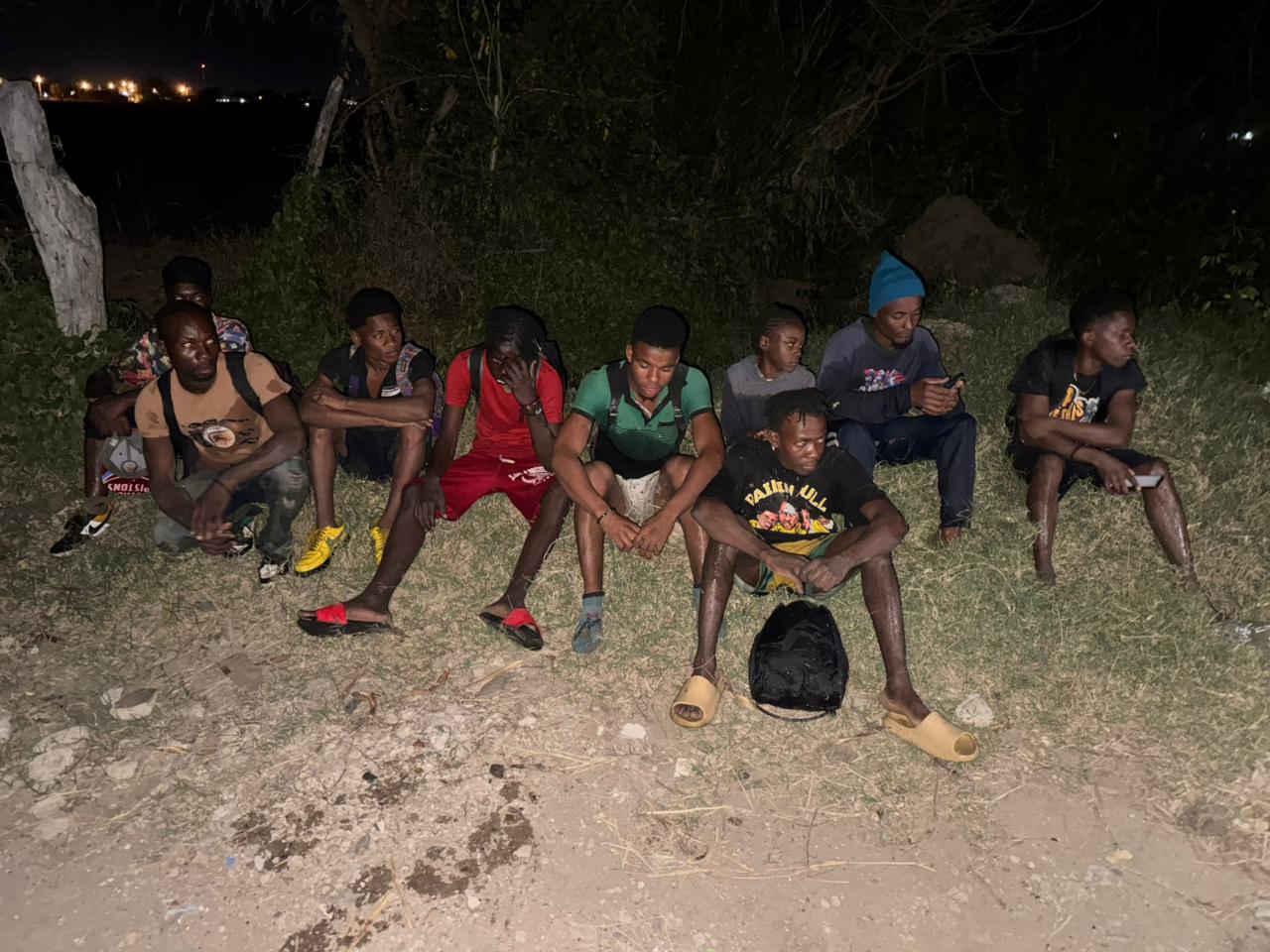 Detienen a 11 haitianos indocumentados detectados con drones en Dajabón