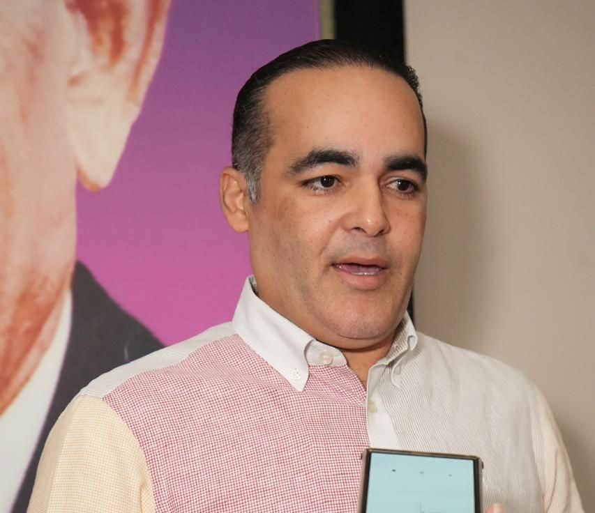 El miembro del Comité Político del PLD, Robert de la Cruz