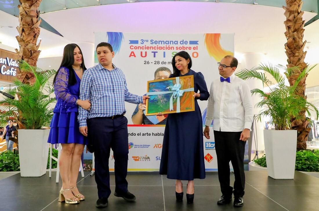 Yeni Berenice Reynoso afirmó que "Nosotros" es la iniciativa que busca convertirse en un modelo replicable tanto en instituciones públicas como en empresas privadas. (Fuente externa).