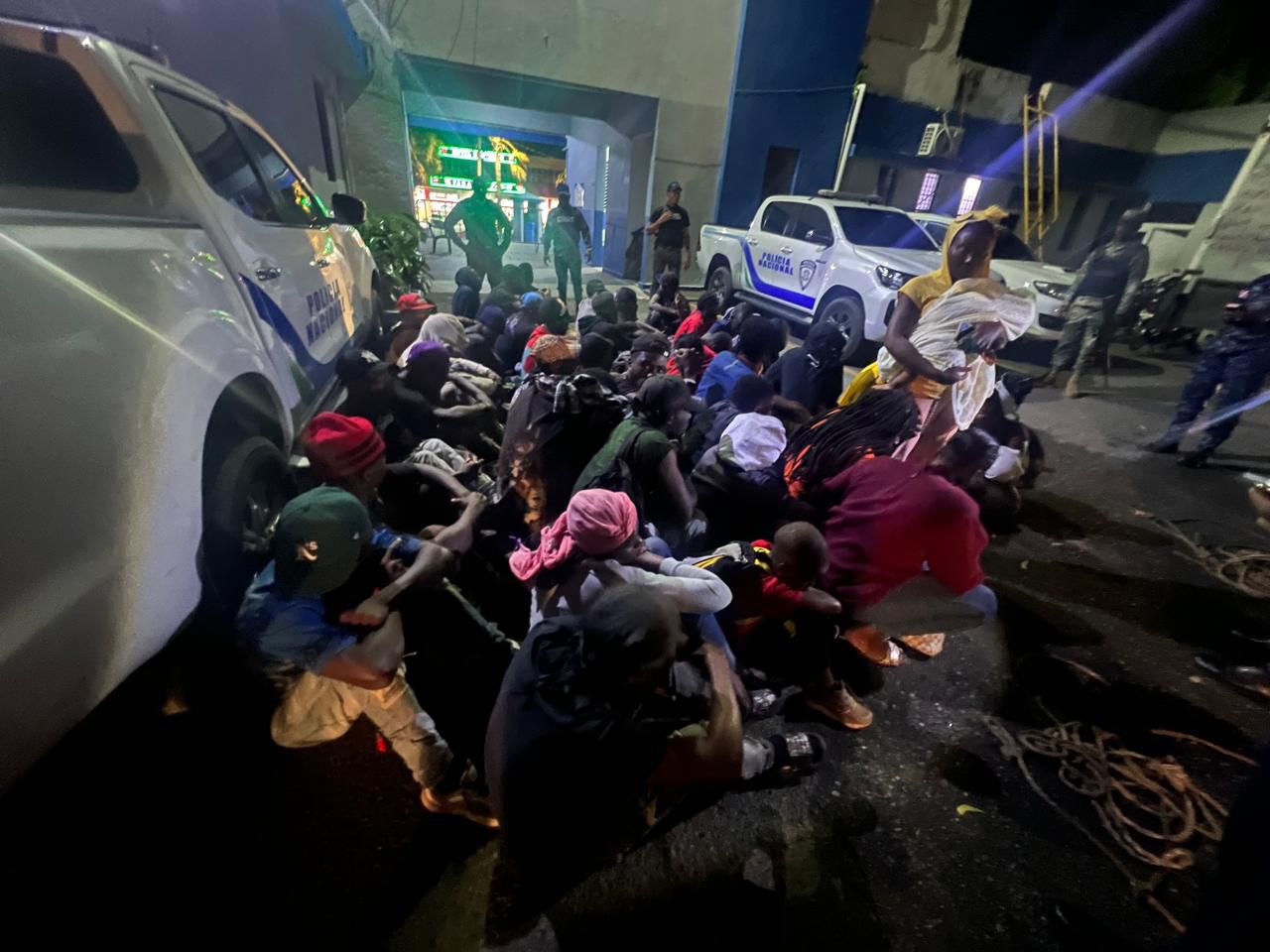 Los 44 ciudadanos haitianos serán trasladados a la Dirección General de Migración para fines de repatriación.