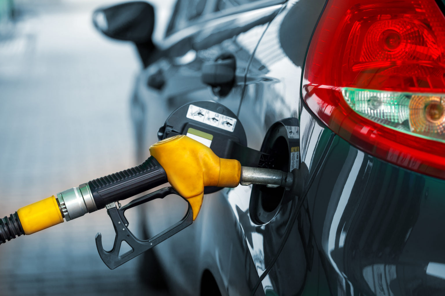 Gobierno reasignará presupuesto para contrarrestar subidas del petróleo
