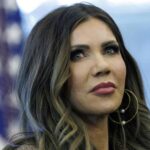 kristi-noem-eeuu-efe-d726e4eb7e6a46acfac008eaae0f6a98bd102b5bw-5a23de67-focus-0-0-896-504