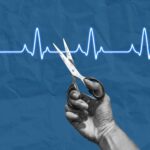 BHD realiza asambleas de accionistas y presenta los resultados de 2025 Los desempeños del Banco BHD y de su casa matriz muestran un crecimiento sostenido y un enfoque estratégico centrado en la innovación y el servicio al cliente. Distrito Nacional, República Dominicana. El Banco BHD, el Centro Financiero BHD y el Grupo BHD realizaron sus asambleas anuales de accionistas en las que informaron los resultados de 2025 en cuanto a sus indicadores financieros y avances de los objetivos estratégicos de la organización. Con relación al Banco BHD, la entidad cerró el 2025 con utilidades netas ascendentes a RD$ 15,102 millones, lo que representa un aumento de 14 %; en tanto que el Centro Financiero BHD cerró el año con utilidades netas consolidadas por RD$ 18,850 millones para un incremento de 17 %. Este resultado refleja un crecimiento interanual sostenido y es coherente con una gestión financiera consistente, mayor eficiencia operativa y un desarrollo saludable de los negocios principales. Al presidir la asamblea de accionistas del Banco BHD, Steven Puig, presidente de la entidad, expresó que la organización evidenció un año de logros en cuanto a desempeño financiero, eficiencia operativa y fortalecimiento estratégico. “El incremento en nuestras utilidades es una demostración de nuestra capacidad para generar ingresos de calidad, controlar costos y fortalecer nuestra posición competitiva en el mercado bancario”. En un año retador en el que la economía dominicana se desenvolvió con moderado dinamismo, los activos de la entidad financiera se situaron en RD$ 646,337.5 millones. Este desempeño estuvo impulsado por un incremento en los ingresos totales, que alcanzaron RD$ 89,783 millones, así como por una gestión eficiente del portafolio de negocios. La cartera de préstamos neta también registró un comportamiento destacado al situarse en RD$ 368,861 millones para un incremento de 6 %. Este crecimiento reafirma el compromiso del Banco BHD de continuar ampliando el acceso al crédito para empresas y personas. En cuanto a los indicadores de solvencia, el Banco mantuvo un índice de 15 %, alineado con los niveles prudenciales del sistema financiero, y la morosidad se situó en 2 %, con una cobertura de 2.3 veces, cifras que reflejan una cartera sana y adecuadamente provisionada. “Al terminar el 2025, nos sentimos satisfechos de nuestros logros financieros y avances institucionales. De estos últimos, uno de los más relevantes es el diseño de una estructura del banco que queremos ser en el futuro, para los nuevos tiempos, con enfoque en la segmentación de nuestros clientes, la mejora de servicios y canales más amigables e integrales”, afirmó Puig. Durante el 2025, tanto el Banco BHD como el Centro Financiero BHD avanzaron en la implementación de sus planes de transformación, fortaleciendo la digitalización de servicios, la modernización operativa y la sostenibilidad como eje transversal de la gestión. Asimismo, las inversiones en tecnología y automatización impulsaron una mayor adopción de los canales digitales y reforzaron la capacidad de la organización para responder a las necesidades de clientes y usuarios en un entorno financiero dinámico. Resultados del Centro Financiero BHD en 2025 Luis Molina Achécar, presidente del Centro Financiero BHD, quien presidió la asamblea de accionistas de este grupo empresarial, informó que los activos consolidados de esta organización ascendieron a RD$ 747,183.5 millones aumentando 9 %. La rentabilidad del patrimonio promedio se elevó a 22 %, superando el 20 % registrado en el ejercicio previo. “Este resultado confirma la fortaleza de nuestro conglomerado empresarial en sus principales divisiones de negocios: banca y medios de pago, seguros y pensiones, y mercado de valores y fiducia”, afirmó Molina Achécar. Los resultados de 2025 del Banco BHD y del Centro Financiero BHD reafirman un crecimiento sostenido, indicadores prudenciales robustos y un enfoque estratégico centrado en la innovación y el servicio al cliente. En lo concerniente a la asamblea de accionistas del Grupo BHD, la entidad presentó dichos resultados, destacando su deber de continuar con la dirección y administración prudente de los recursos, la creación de valor para accionistas, clientes y el país; el desarrollo de nuevos emprendimientos, el fortalecimiento de la sinergia entre las empresas BHD, y su compromiso con los valores éticos y de responsabilidad social que le han caracterizado desde su fundación. Fortalecimiento de la cultura Molina Achécar también habló sobre la estrategia de cultura de la entidad, una iniciativa transversal a todas las empresas BHD. “Estamos trabajando en el fortalecimiento de nuestra cultura organizacional para seguir haciendo una banca responsable, innovadora y cercana. Confiamos en la cultura como el cimiento más fuerte de nuestra organización, lo que nos hace únicos y nos permite seguir haciendo historia en la banca dominicana”. En 2025, BHD inició la implementación de una estrategia de reforzamiento de su cultura organizacional a través de la promoción interna de comportamientos positivos. Parte de esta iniciativa es una campaña de comunicación interna de valores que se extendió a la sociedad dominicana con piezas digitales que circularon en las redes sociales del Banco BHD.