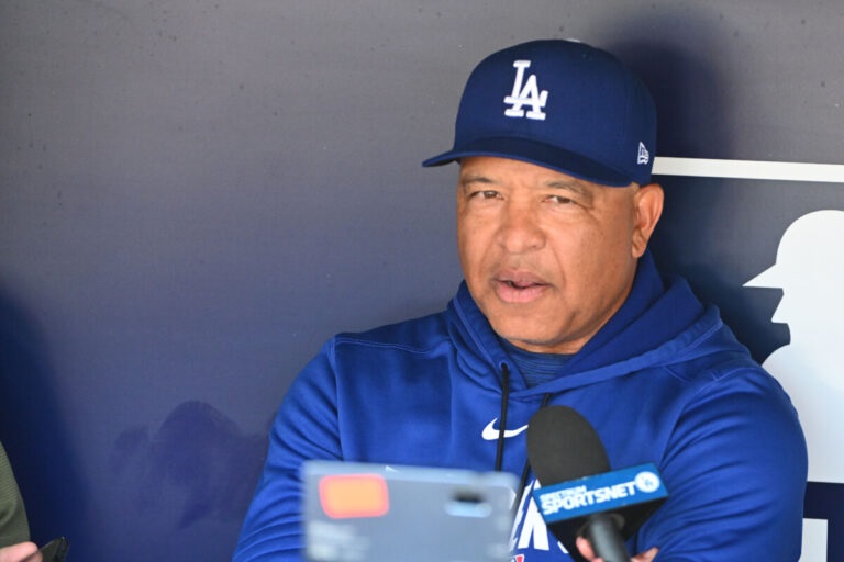 El manager de los Dodgers anunció la decisión luego del partido del miércoles contra San Francisco.