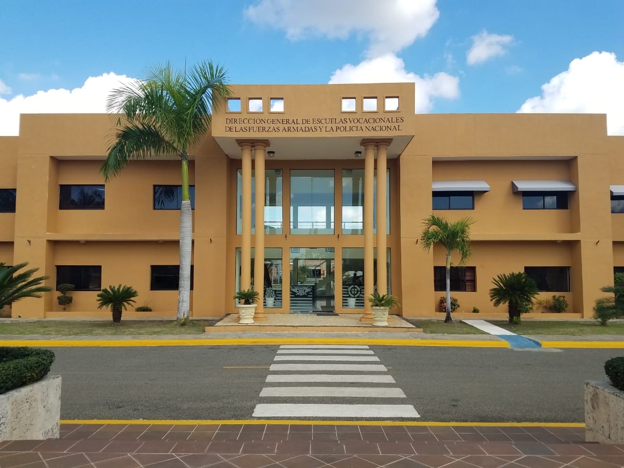 Sede principal de Escuelas Vocacionales de las Fuerzas Armadas.