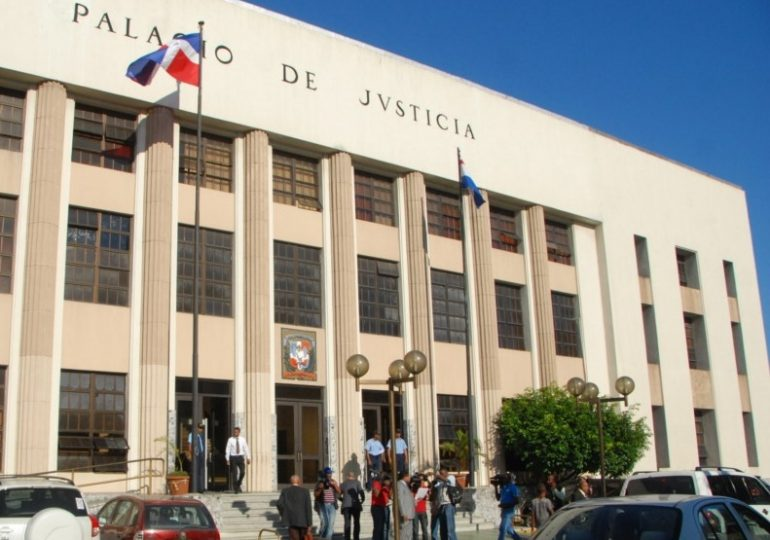 Suspenden labores presenciales en los departamentos judiciales de Santo Domingo debido a condiciones climáticas
