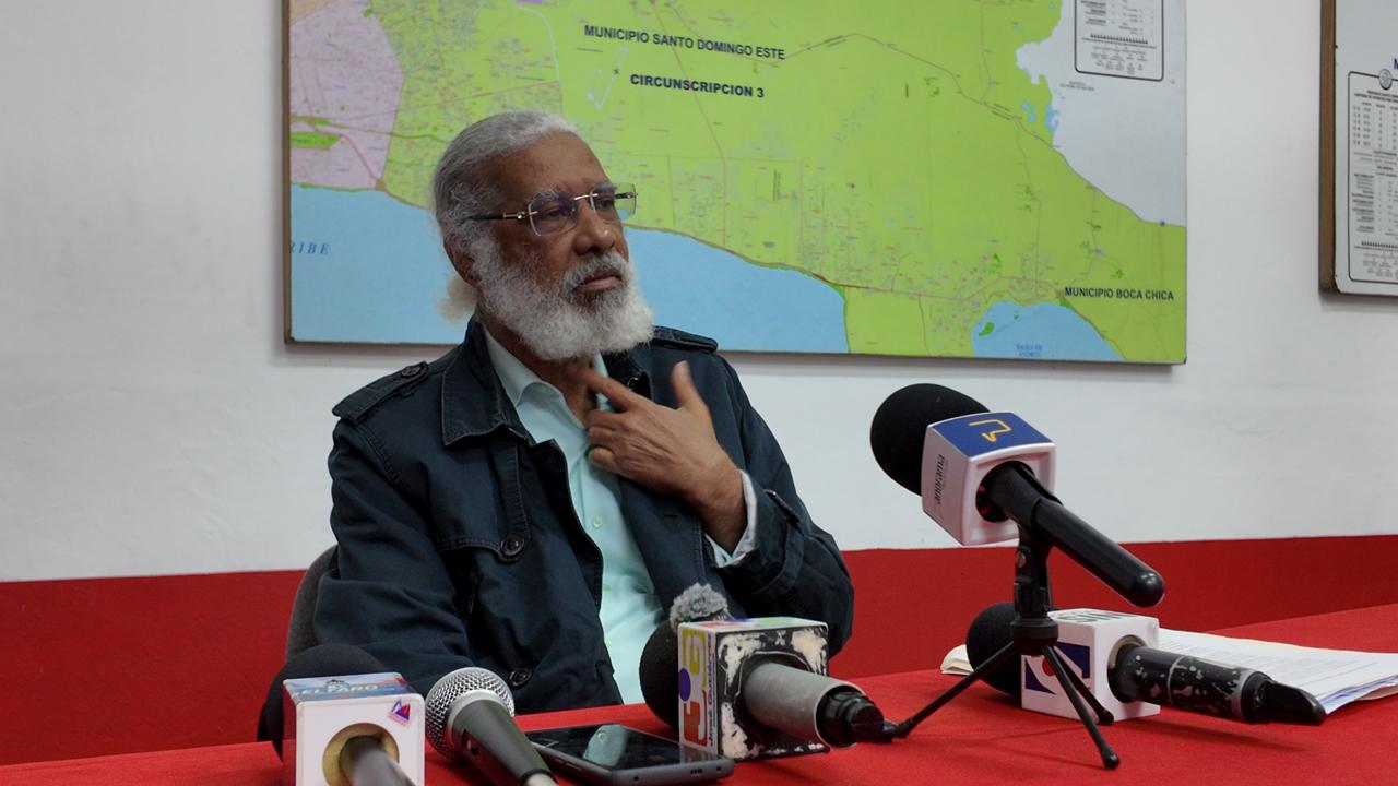 El presidente de la Federación Nacional de Transporte de la Nueva Opción (Fenatrano), Juan Hubieres.