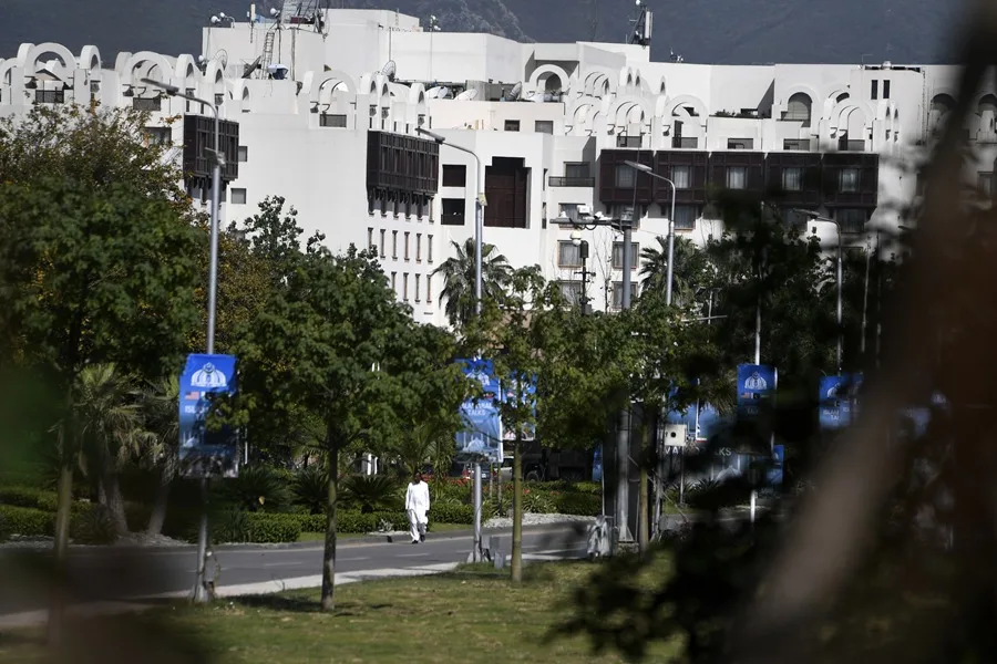 Vista del hotel Serena, sede de la última ronda de conversaciones de paz entre Estados Unidos e Irán, en Islamabad, Pakistán, 20 de abril de 2026.