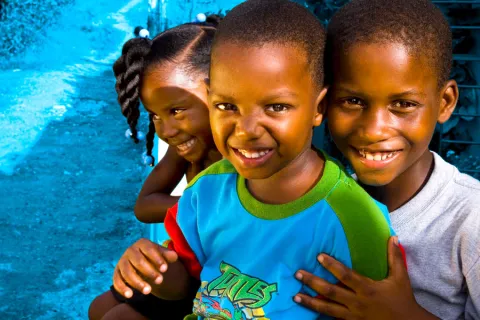 Presentan borrador de reforma a Ley 136-03 que busca fortalecer la integralidad y protección de los niños