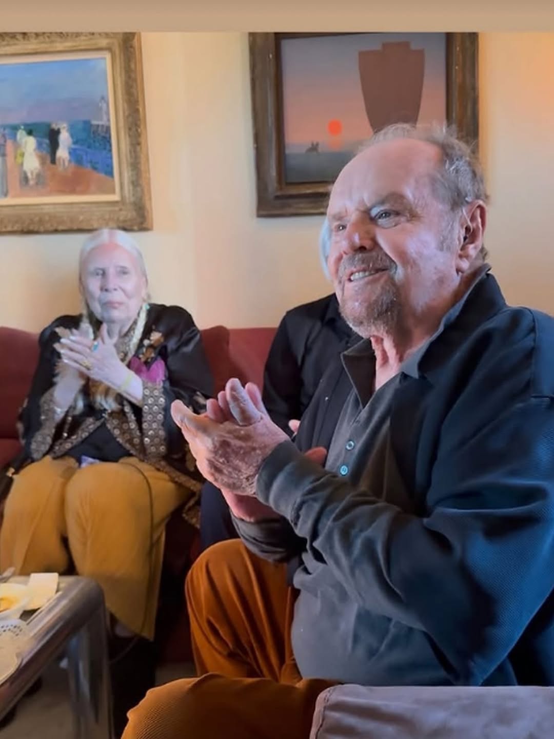 Jack Nicholson cumplió 89 años y se dejó ver en una foto inédita junto a la leyenda del folk, Joni Mitchell.