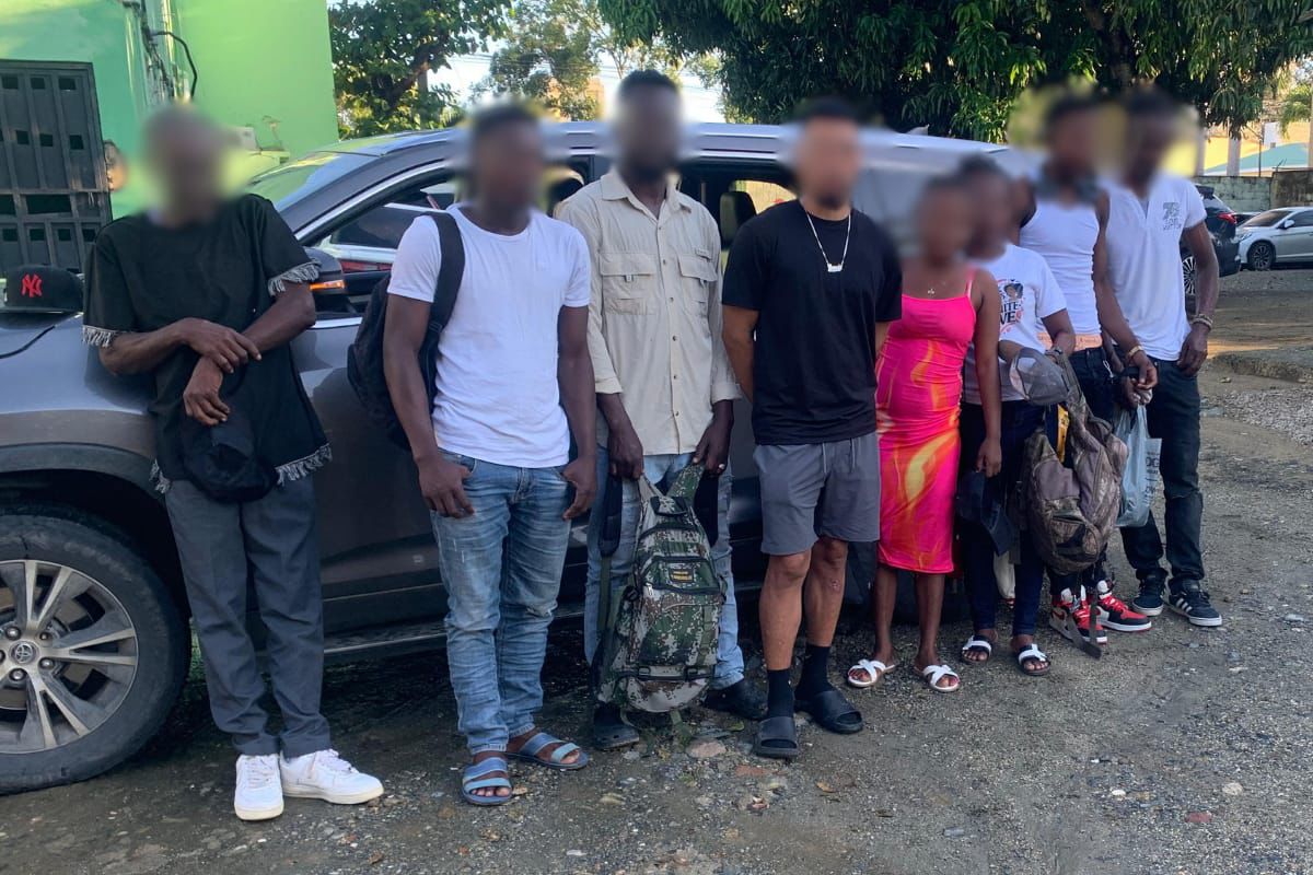 Investigan a dominicano por tráfico de 7 haitianos en Santiago Rodríguez